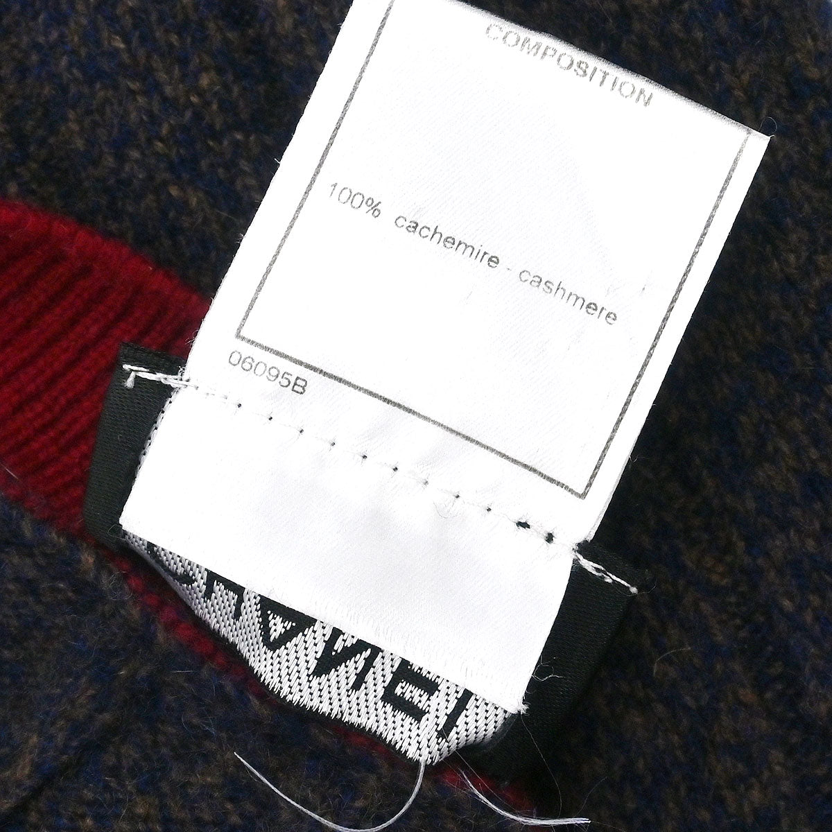 Chanel 1997 Top Navy #42