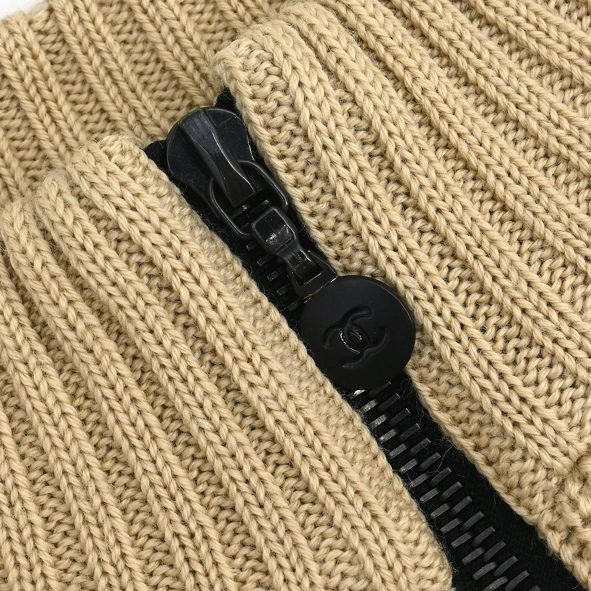 Chanel 2002 Sport Line Top Beige #38