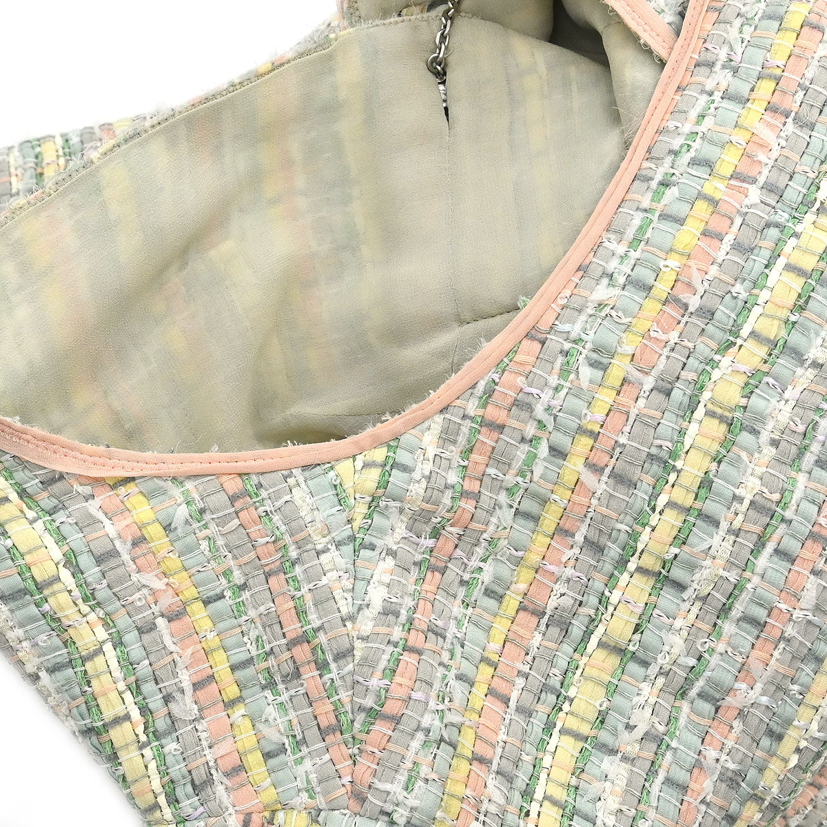 Chanel 2005 Collarless Jacket Green #34