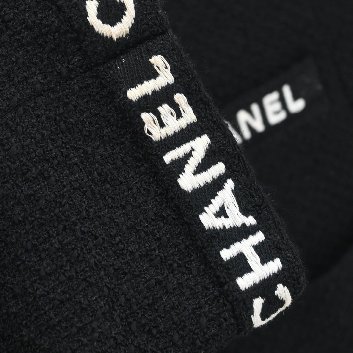 Chanel 1995 Single Breasted Jacket Black #38