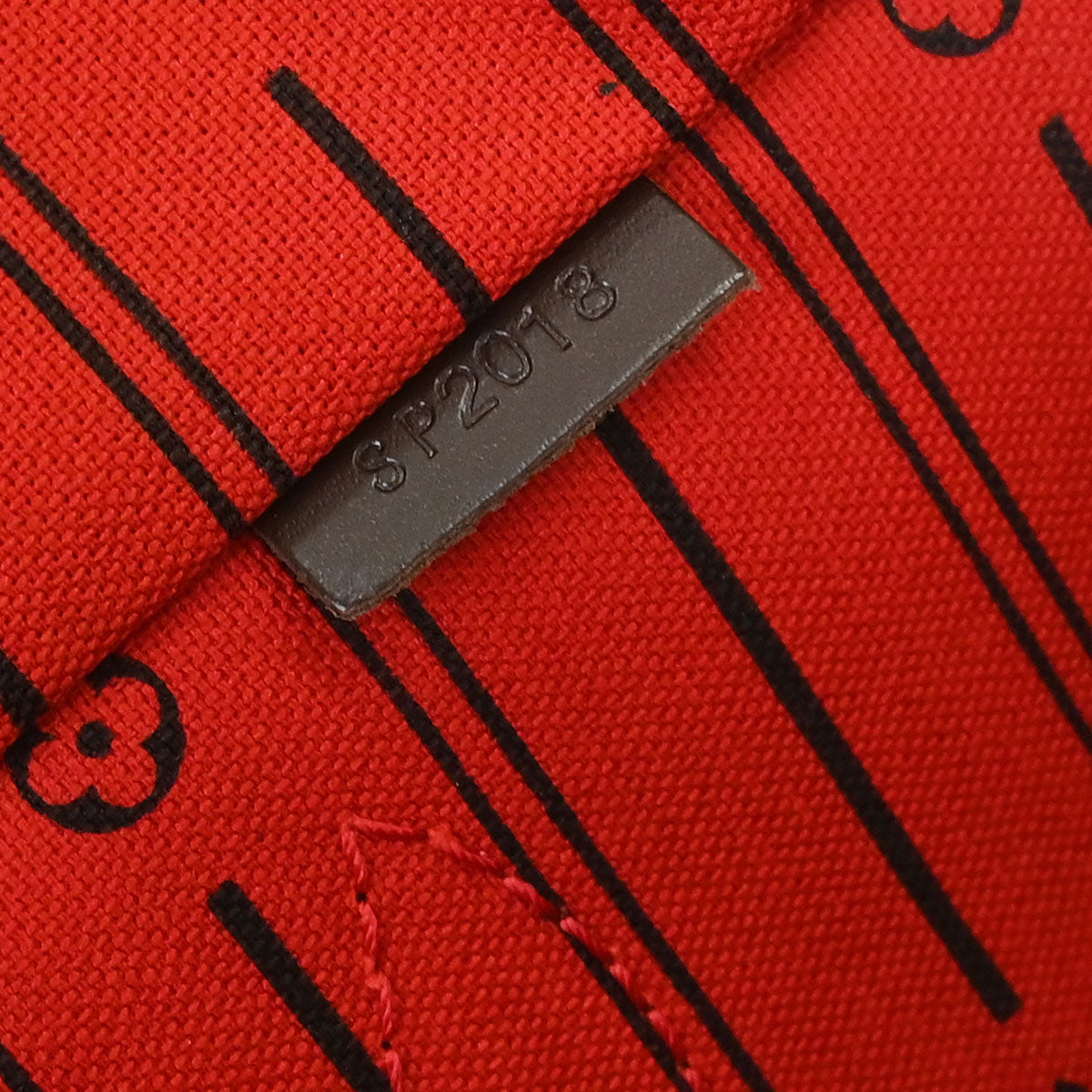 Louis Vuitton Damier Neverfull MM Shoulder Tote Bag N51105