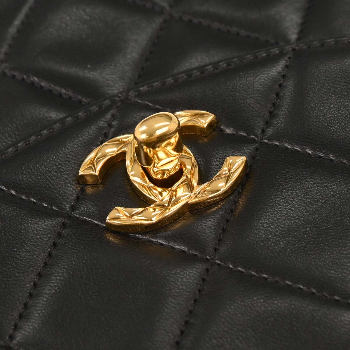 Chanel 1991-1994 Black Lambskin Shoulder Bag