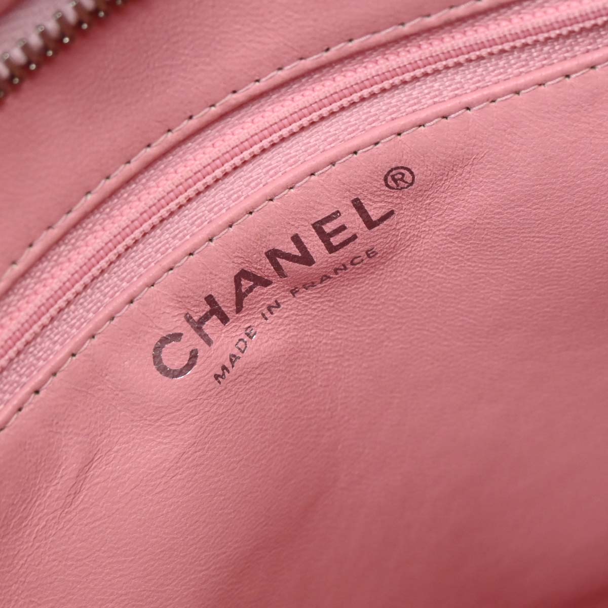 Chanel 2003-2004 Pink Caviar Medallion Tote Handbag