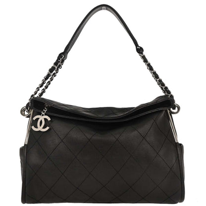 Chanel 2005-2006 Black Lambskin Ultimate Soft Hobo Handbag