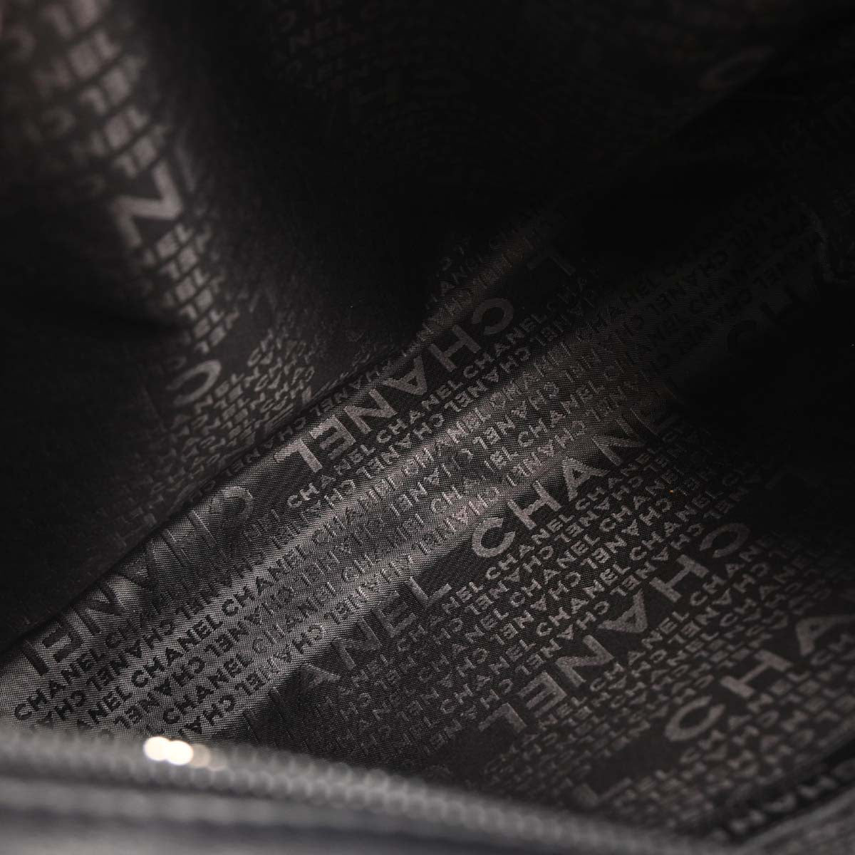 Chanel 2005-2006 Black Lambskin Ultimate Soft Hobo Handbag