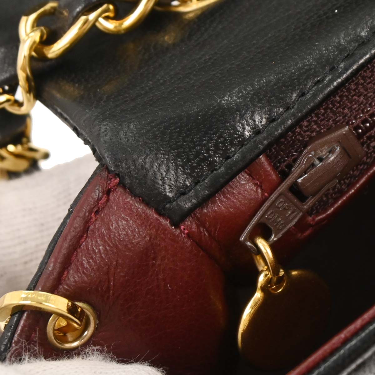 Chanel 1989-1991 Black Lambskin Classic Square Flap Shoulder Bag 20