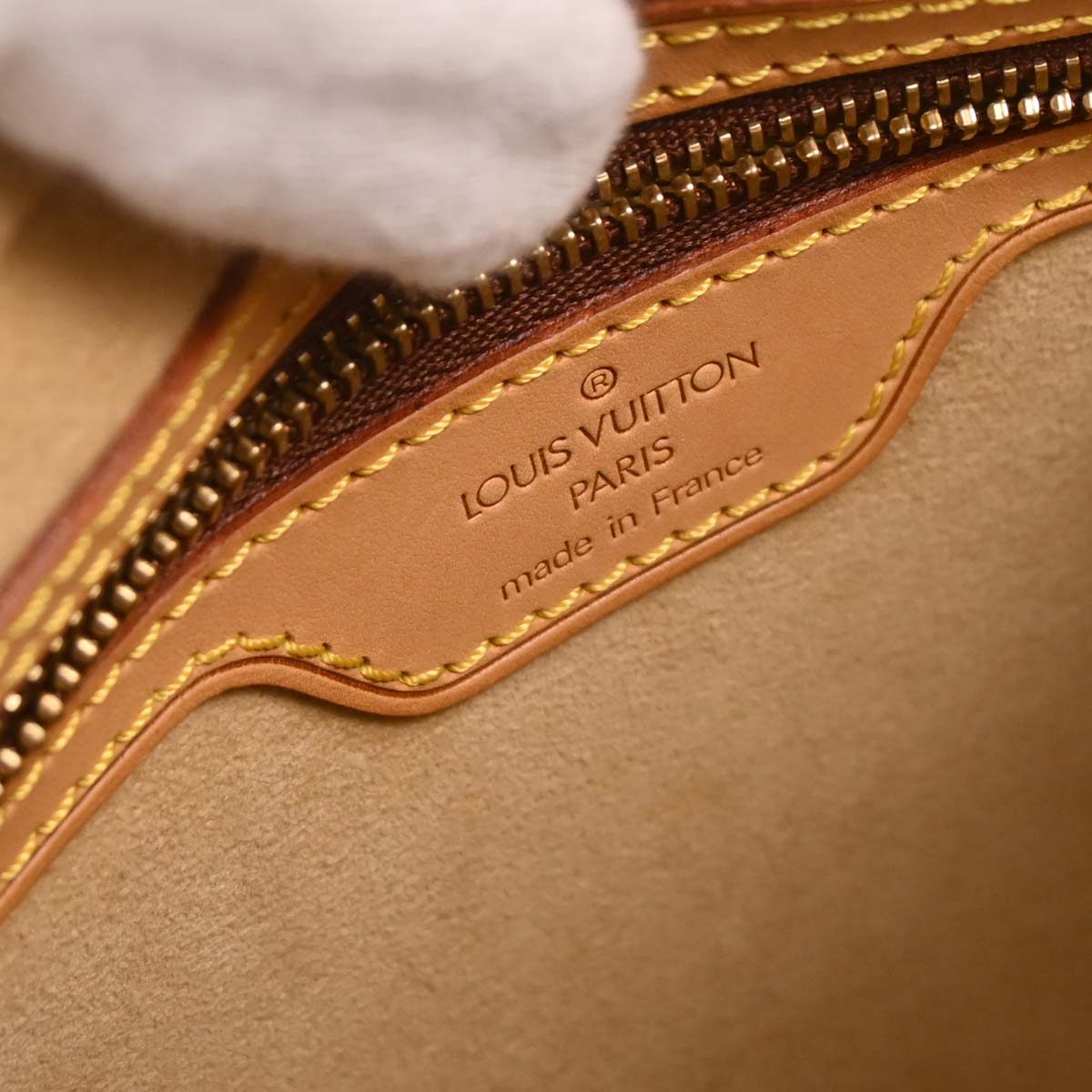 Louis Vuitton Monogram Looping MM Handbag M51146