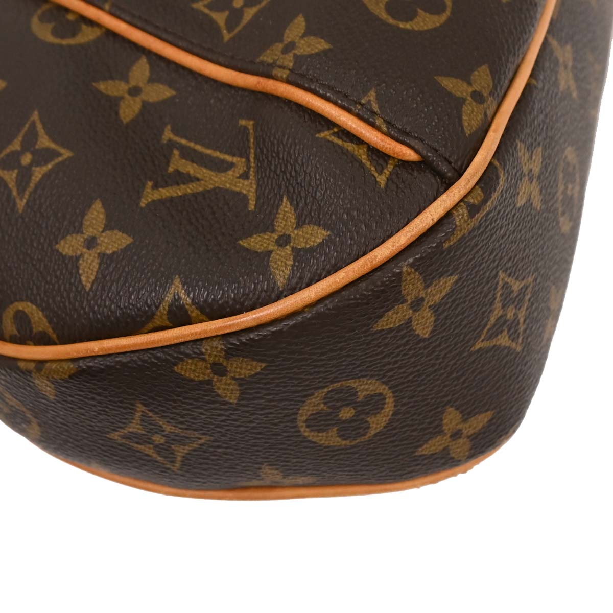 Louis Vuitton Monogram Thames GM Hobo Handbag M56383
