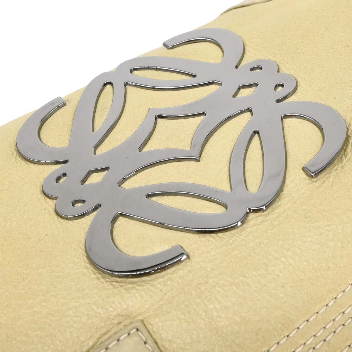 Loewe Beige Mouton Amazona 36 Handbag