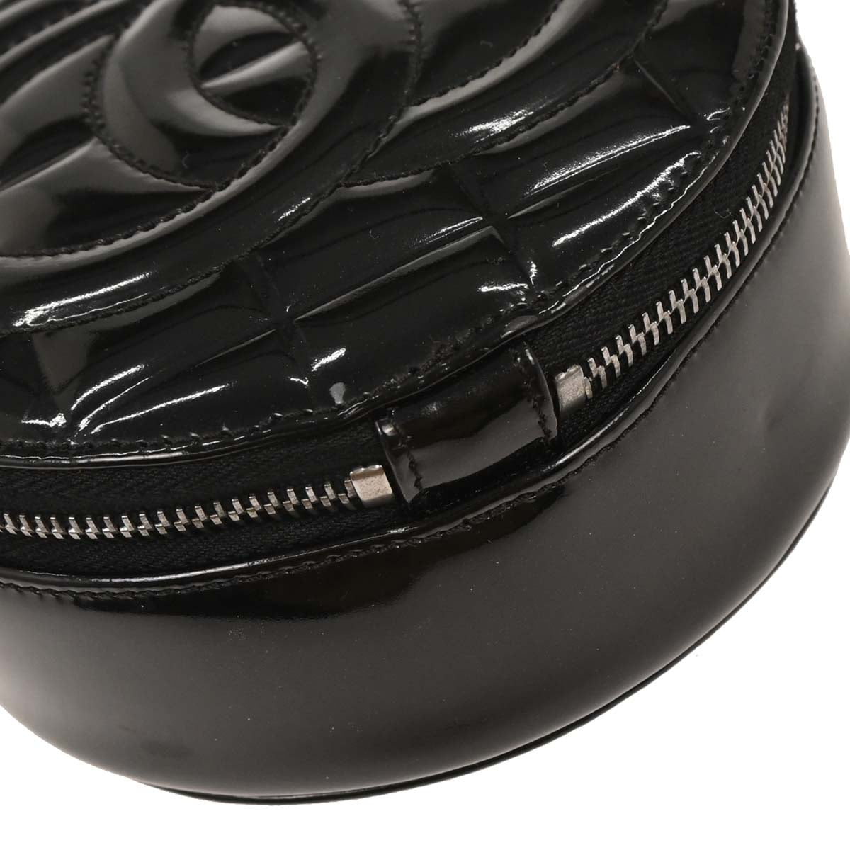 Chanel 2003-2004 Black Patent Leather Handbag