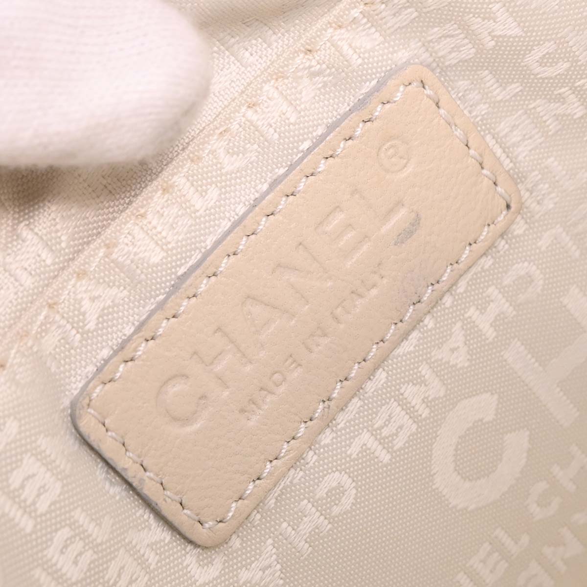 Chanel 2004-2005 Beige Lambskin Handbag