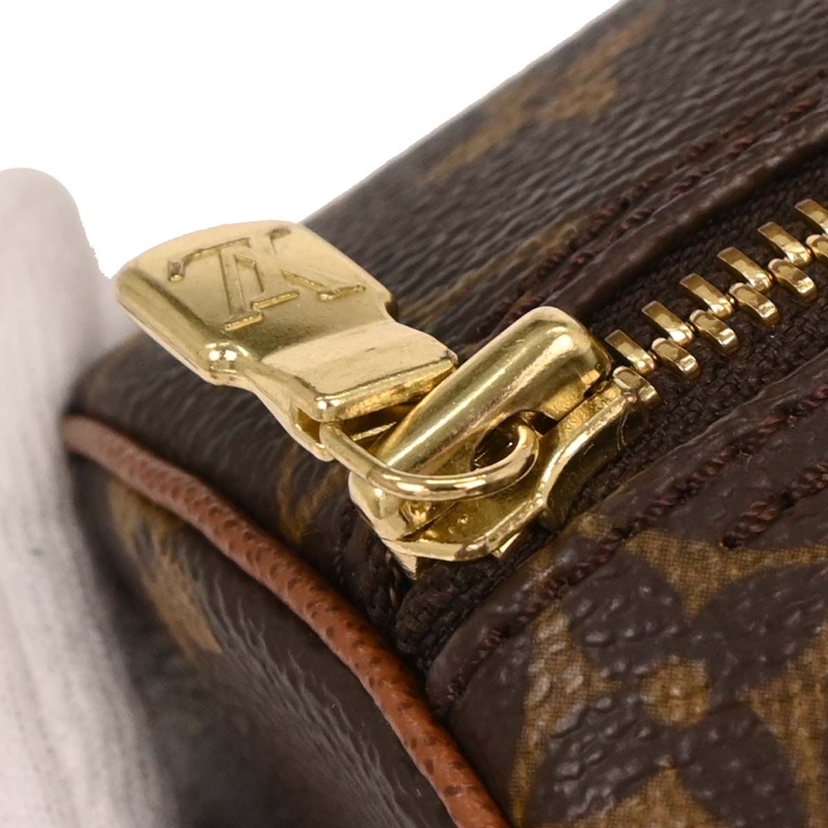 Louis Vuitton Monogram Papillon 26 Handbag M51366