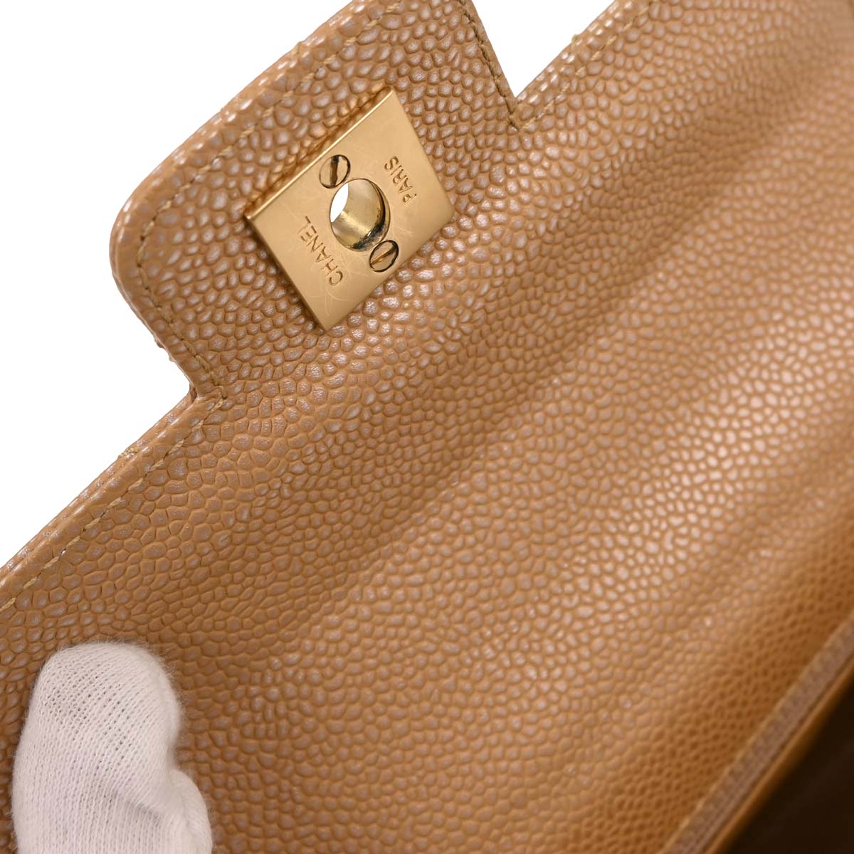 Chanel 2000-2001 Beige Caviar Handbag