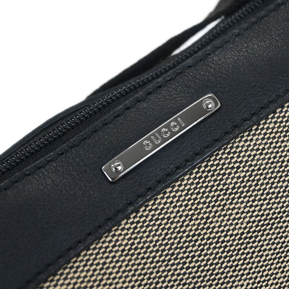 Gucci Black Accessory Pouch Handbag