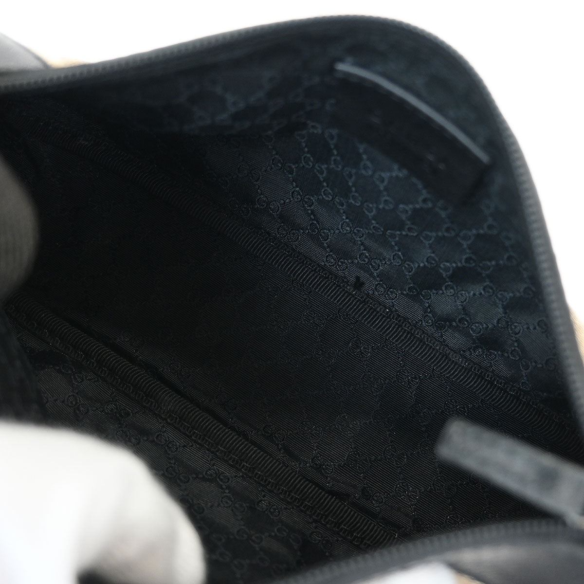 Gucci Black Accessory Pouch Handbag