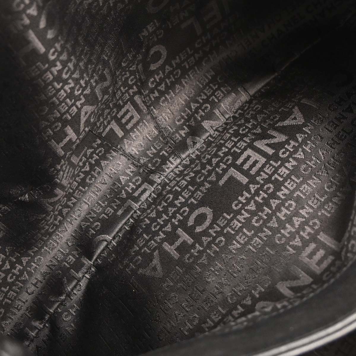 Chanel 2004-2005 Black Lambskin Luxury Chain Around Hobo Bag