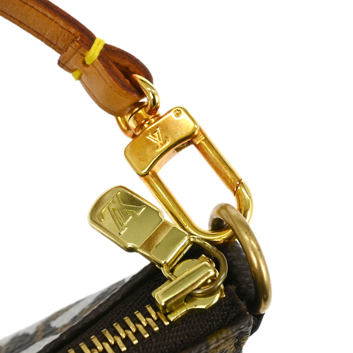 Louis Vuitton White Graffiti Pochette Accessoires Handbag M92192