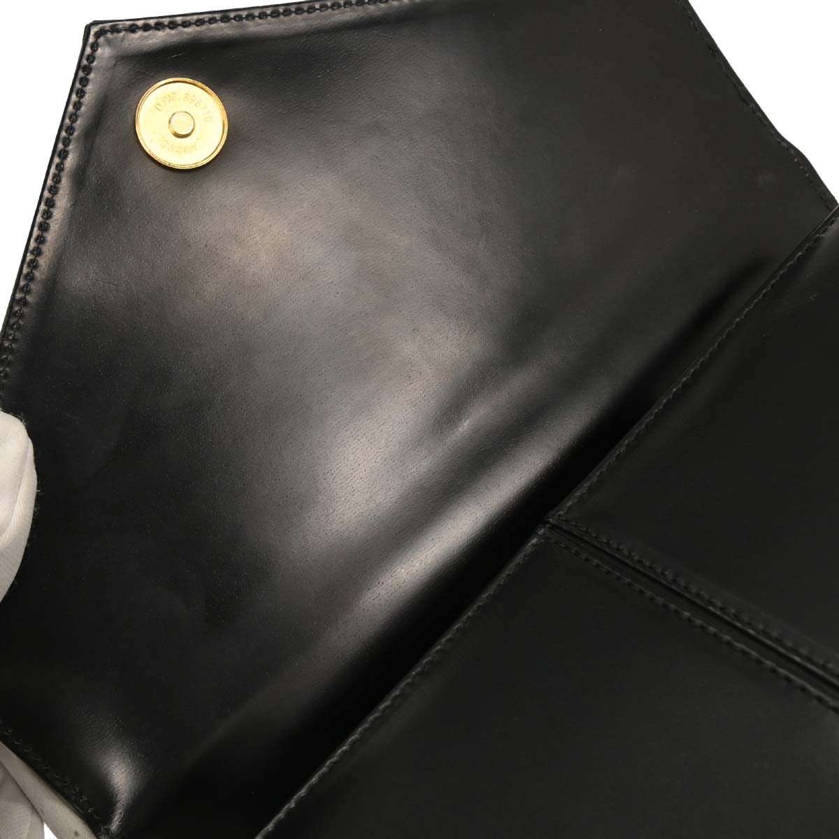 Yves Saint Laurent Black Handbag