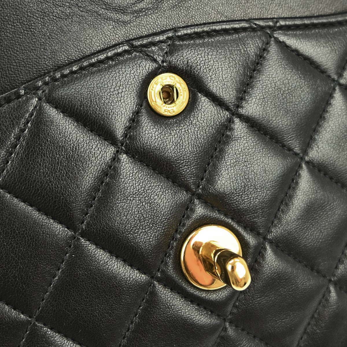Chanel 1997-1999 Black Lambskin Medium Classic Double Flap Shoulder Bag