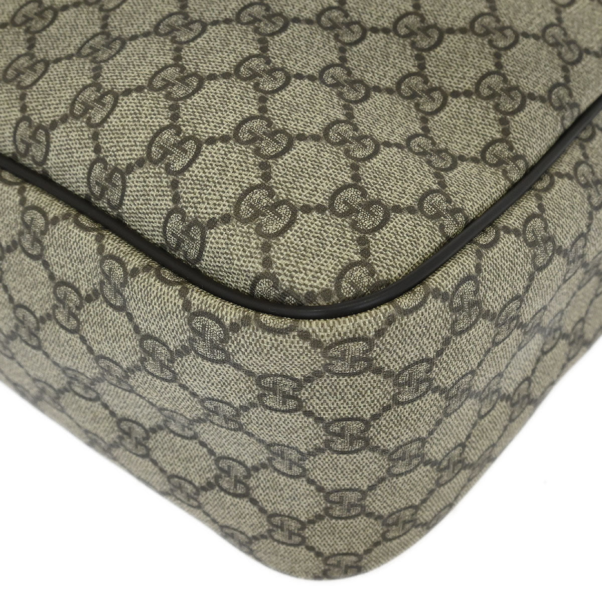 Gucci Beige GG Supreme Shoulder Bag