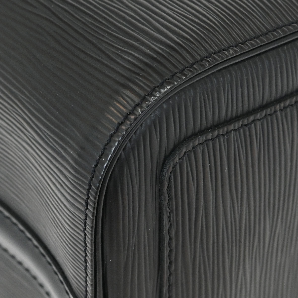 Louis Vuitton Black Epi Speedy 25 Handbag M43012