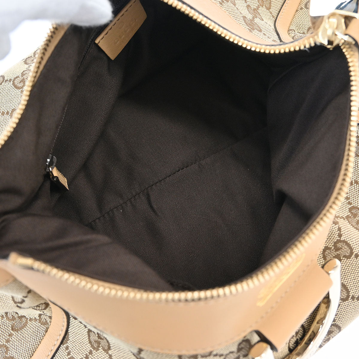 Gucci Beige GG Abbey D Ring Handbag