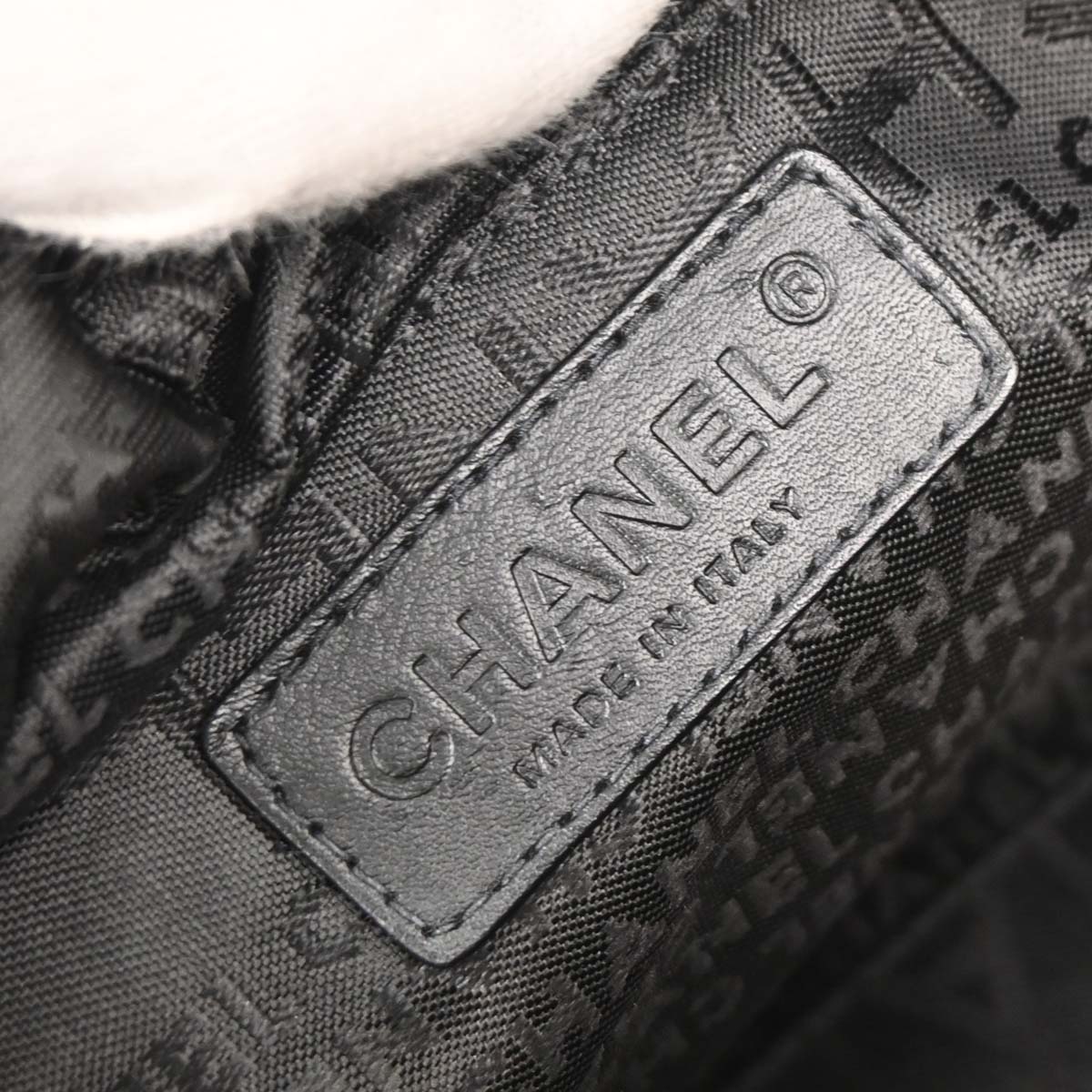 Chanel 2004-2005 Black Caviar Choco Bar Handbag