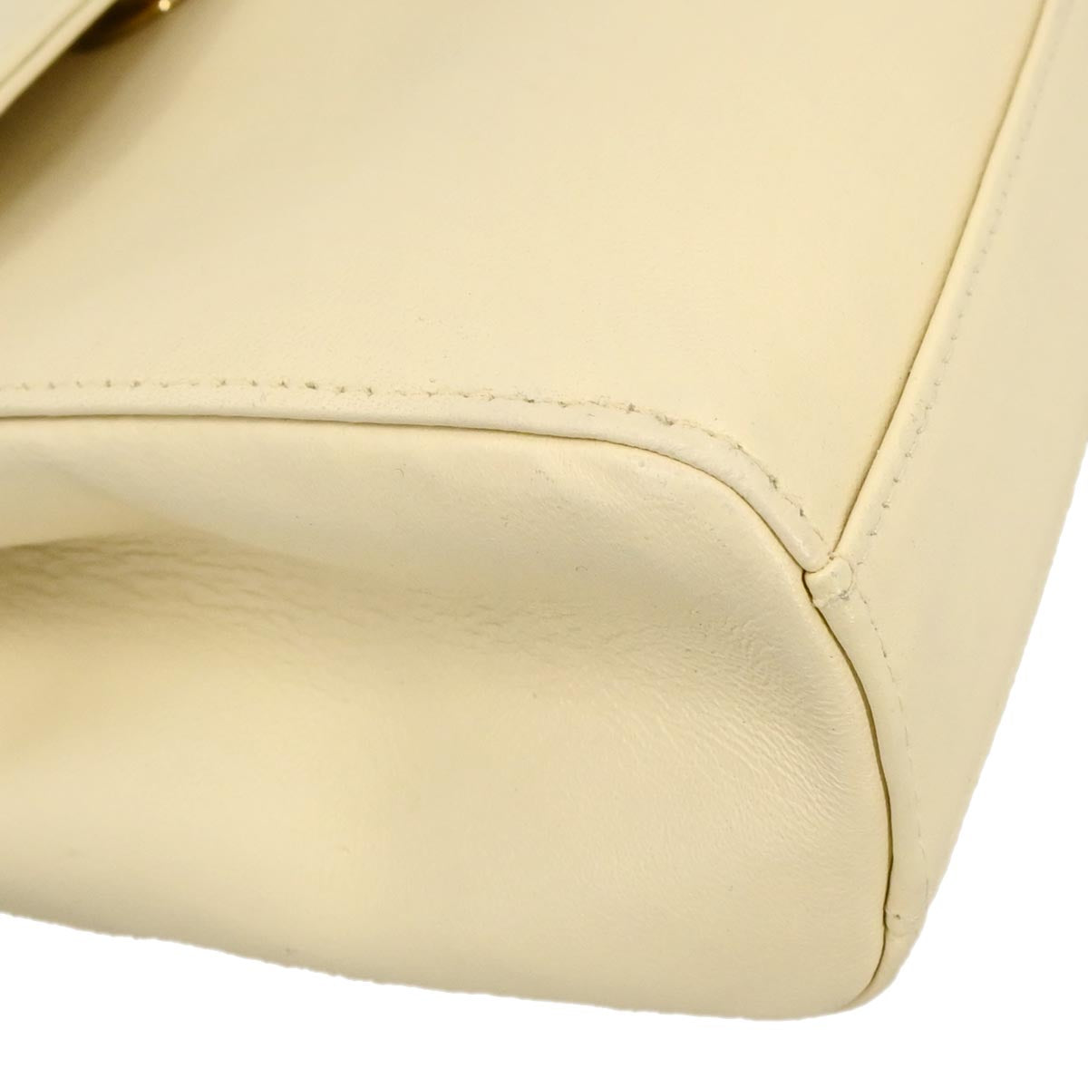 Chanel 1997-1999 Ivory Lambskin Handbag