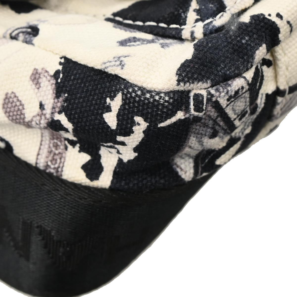 Chanel 2005-2006 White Canvas Airline Shoulder Bag