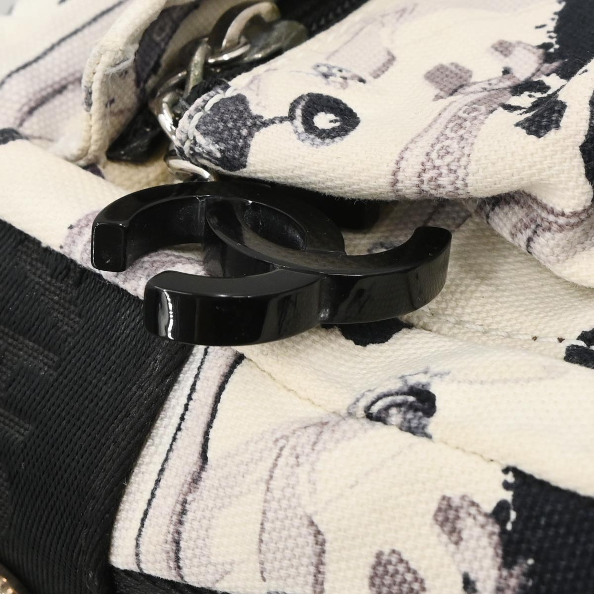 Chanel 2005-2006 White Canvas Airline Shoulder Bag