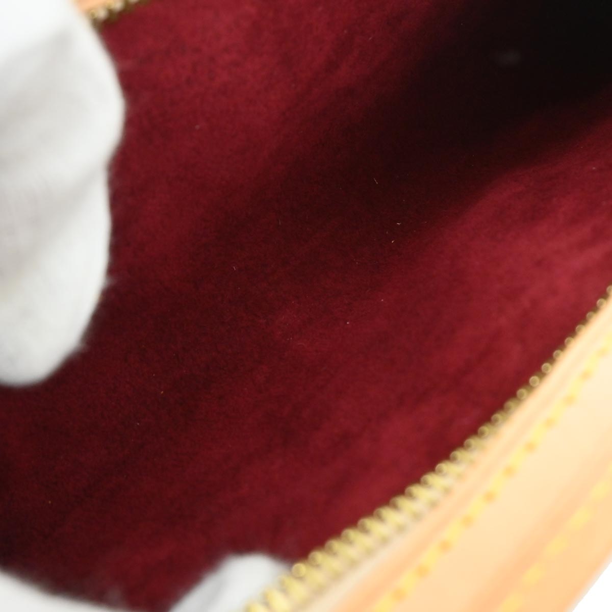 Louis Vuitton White Multicolor Shirley Shoulder Bag M40049