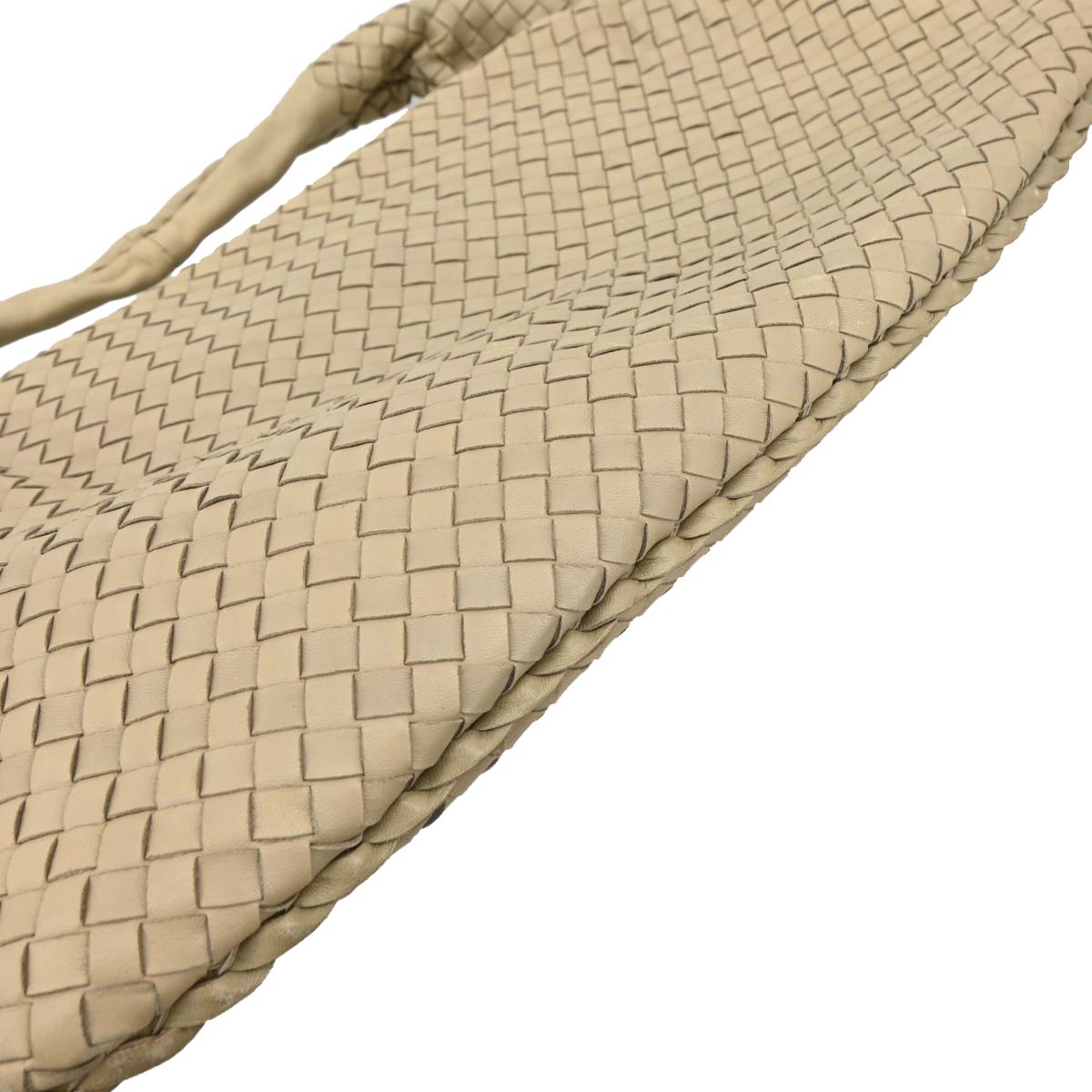 Bottega Veneta Beige Lambskin Intrecciato Hobo Handbag