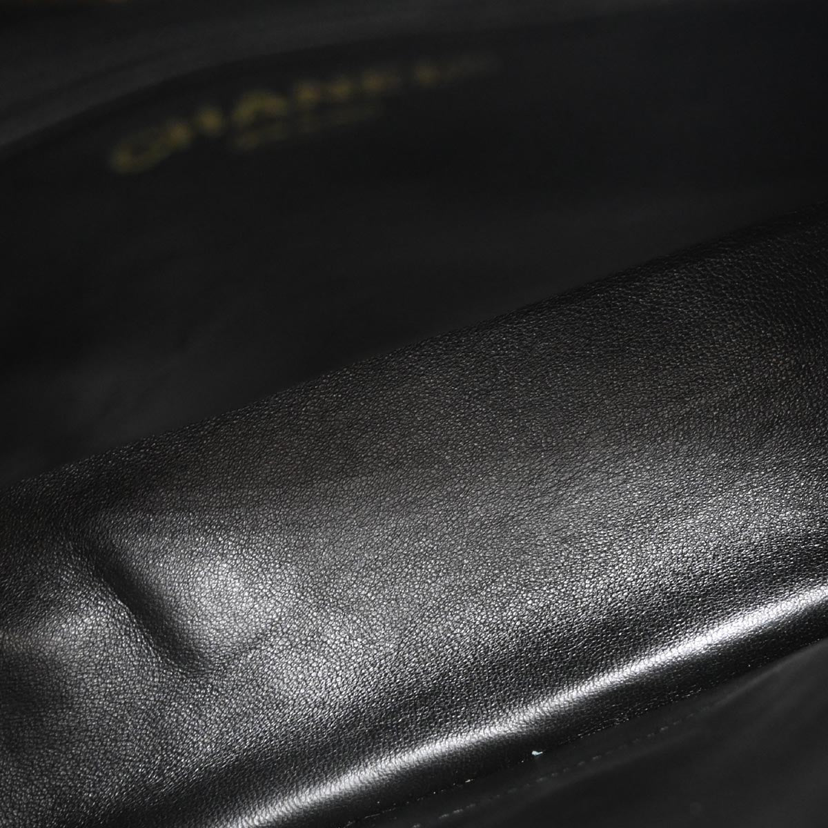 Chanel 2002-2003 Black Caviar Medallion Tote Handbag