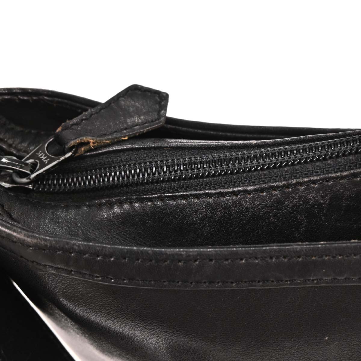 Yves Saint Laurent Black Leather Shoulder Bag