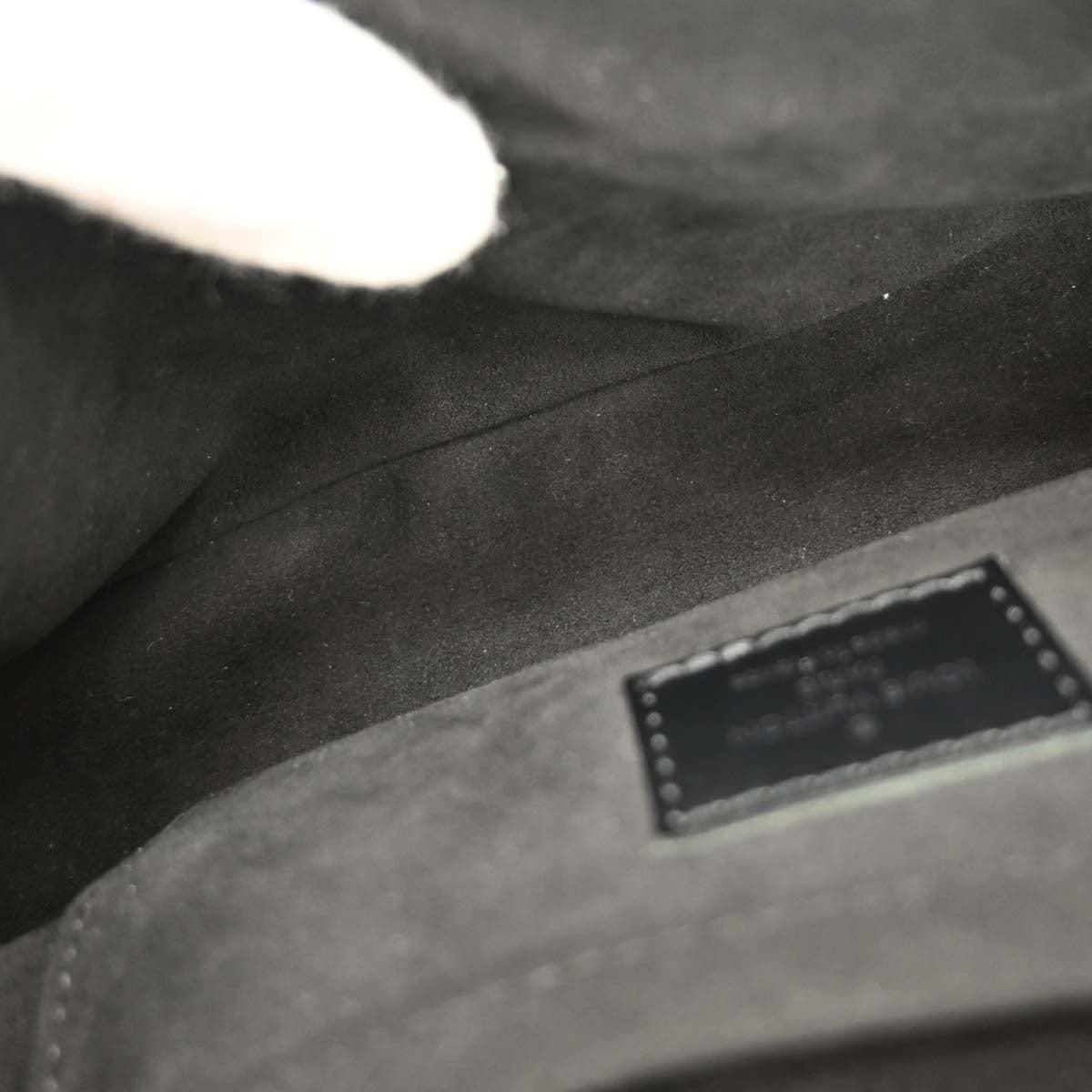 Louis Vuitton Black Epi Pochette Montaigne Handbag M59292