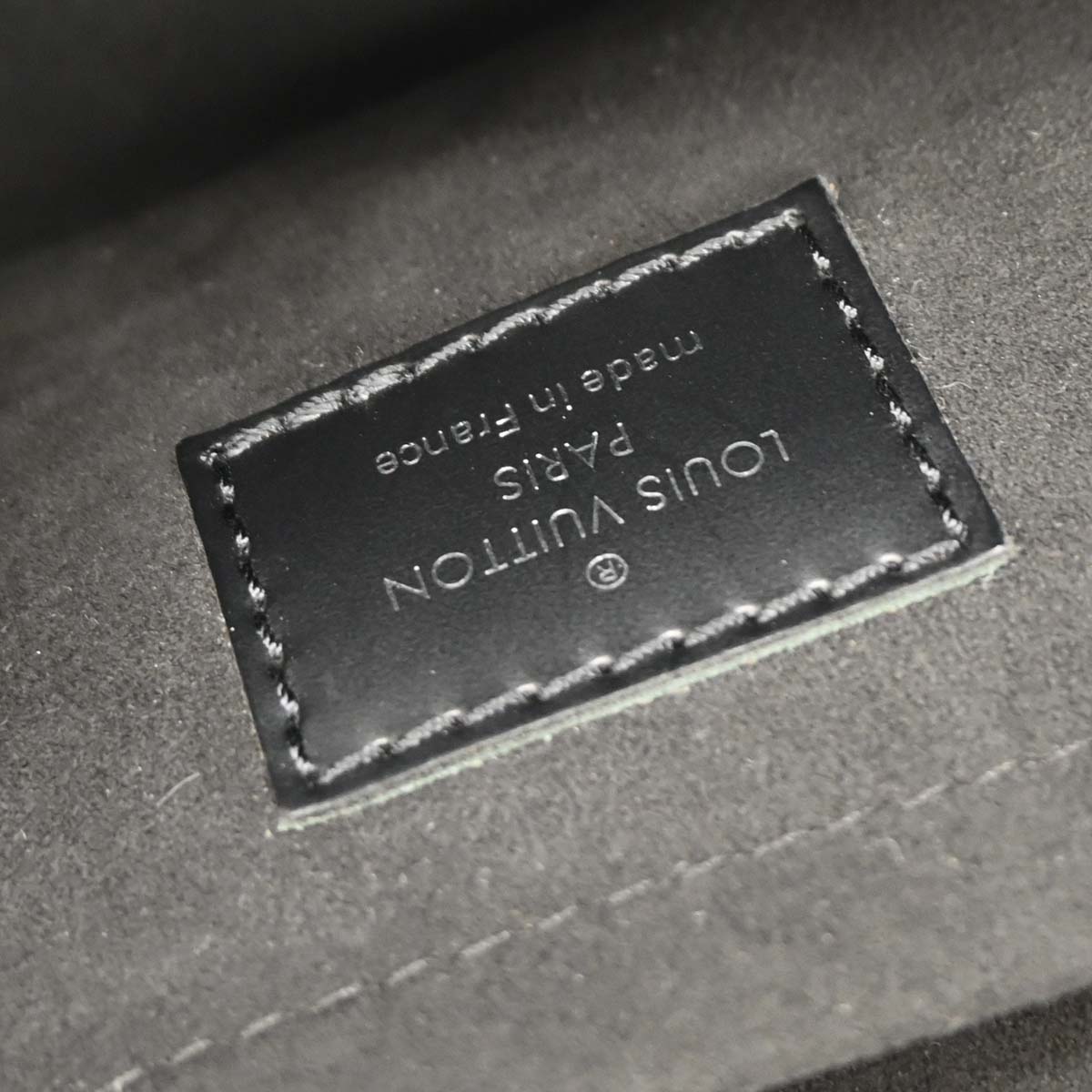 Louis Vuitton Black Epi Pochette Montaigne Handbag M59292