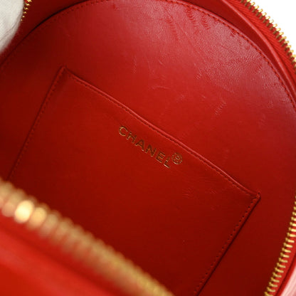 Chanel 1994-1996 Red Patent Round Vanity Handbag