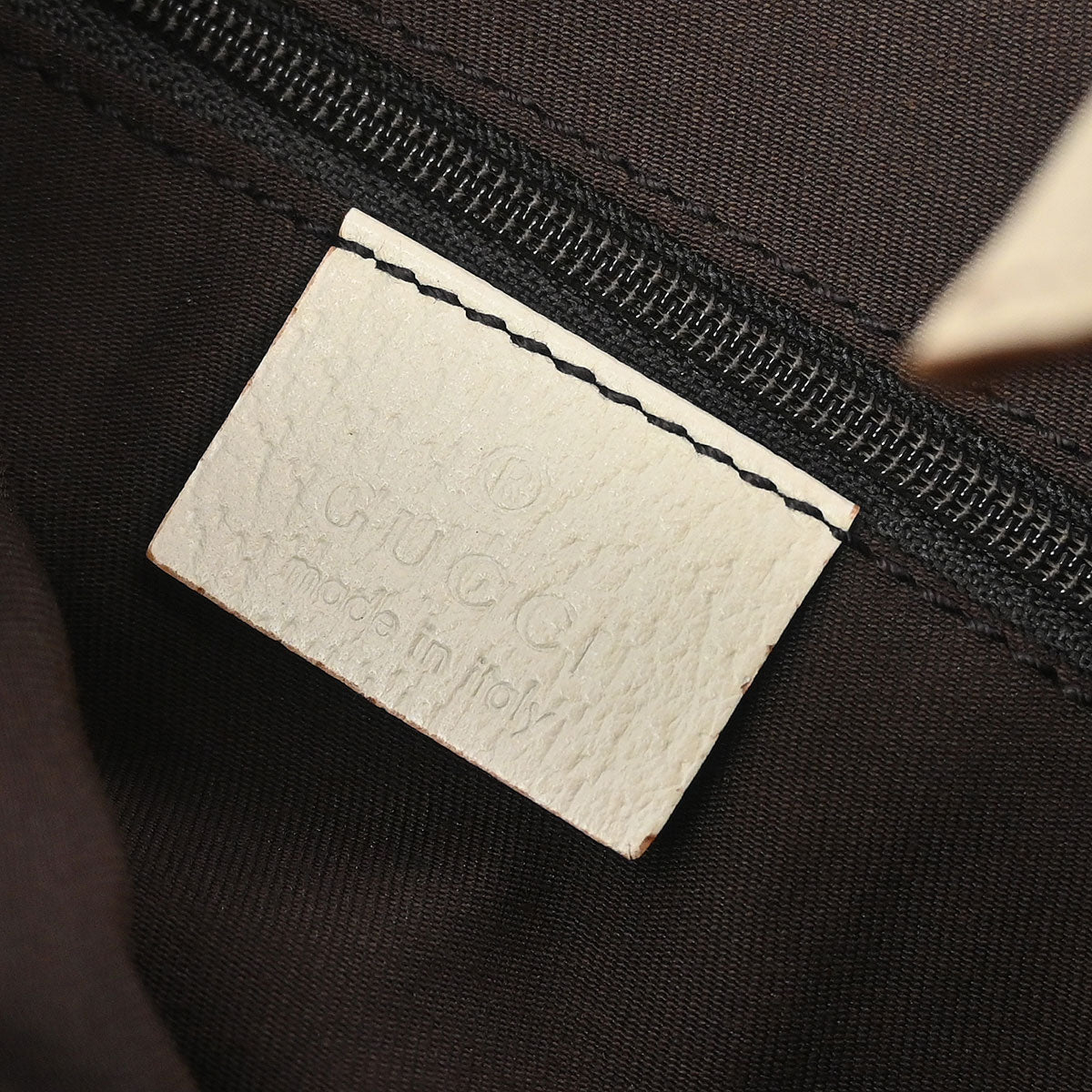 Gucci Beige Canvas GG Abbey D Ring Handbag