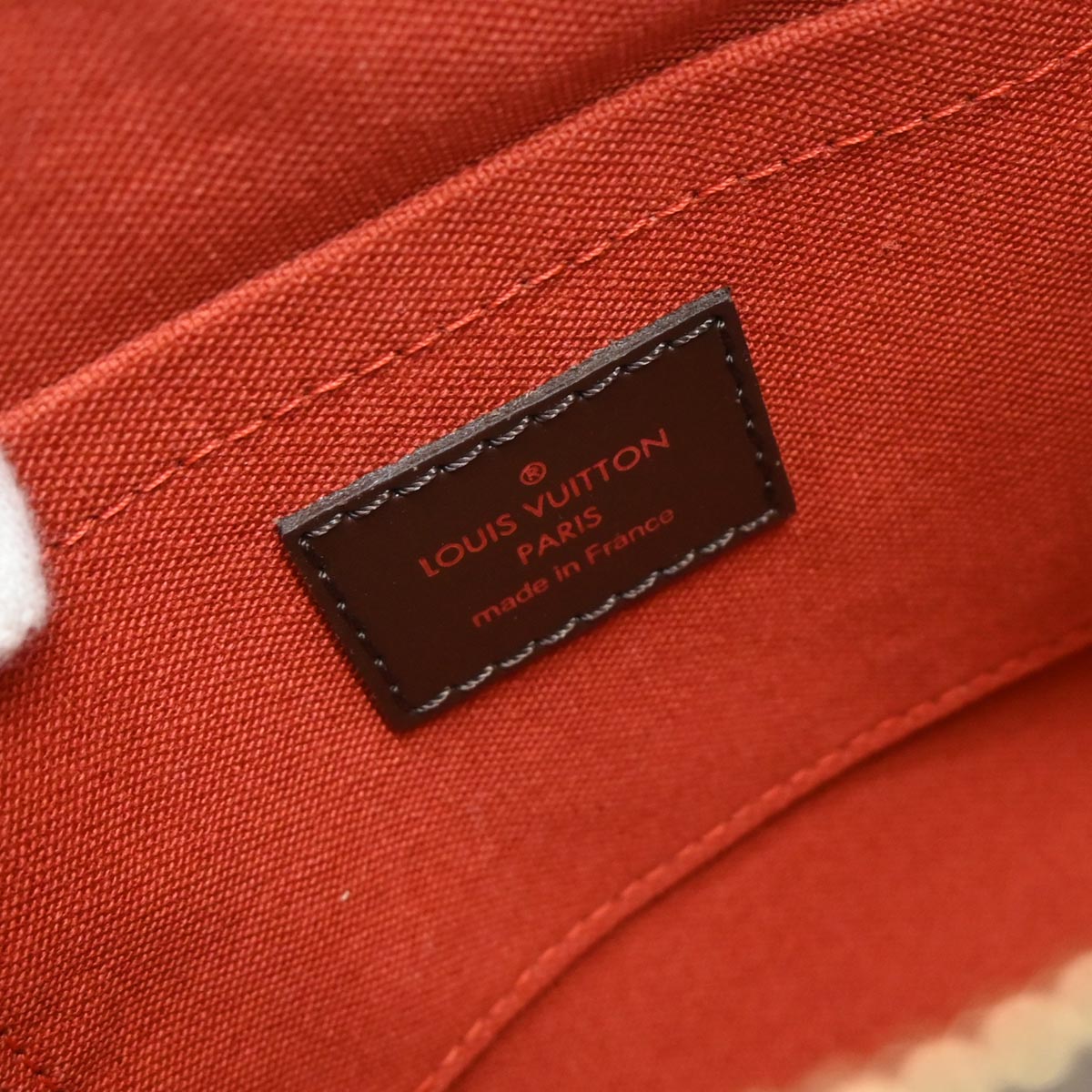 Louis Vuitton Damier Illovo PM Handbag N51996