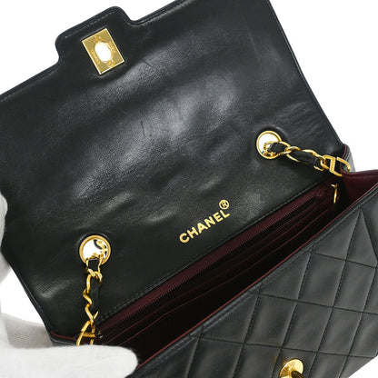 Chanel 1989-1991 Black Lambskin Shoulder Bag