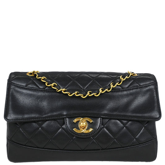 Chanel 1989-1991 Black Lambskin Shoulder Bag