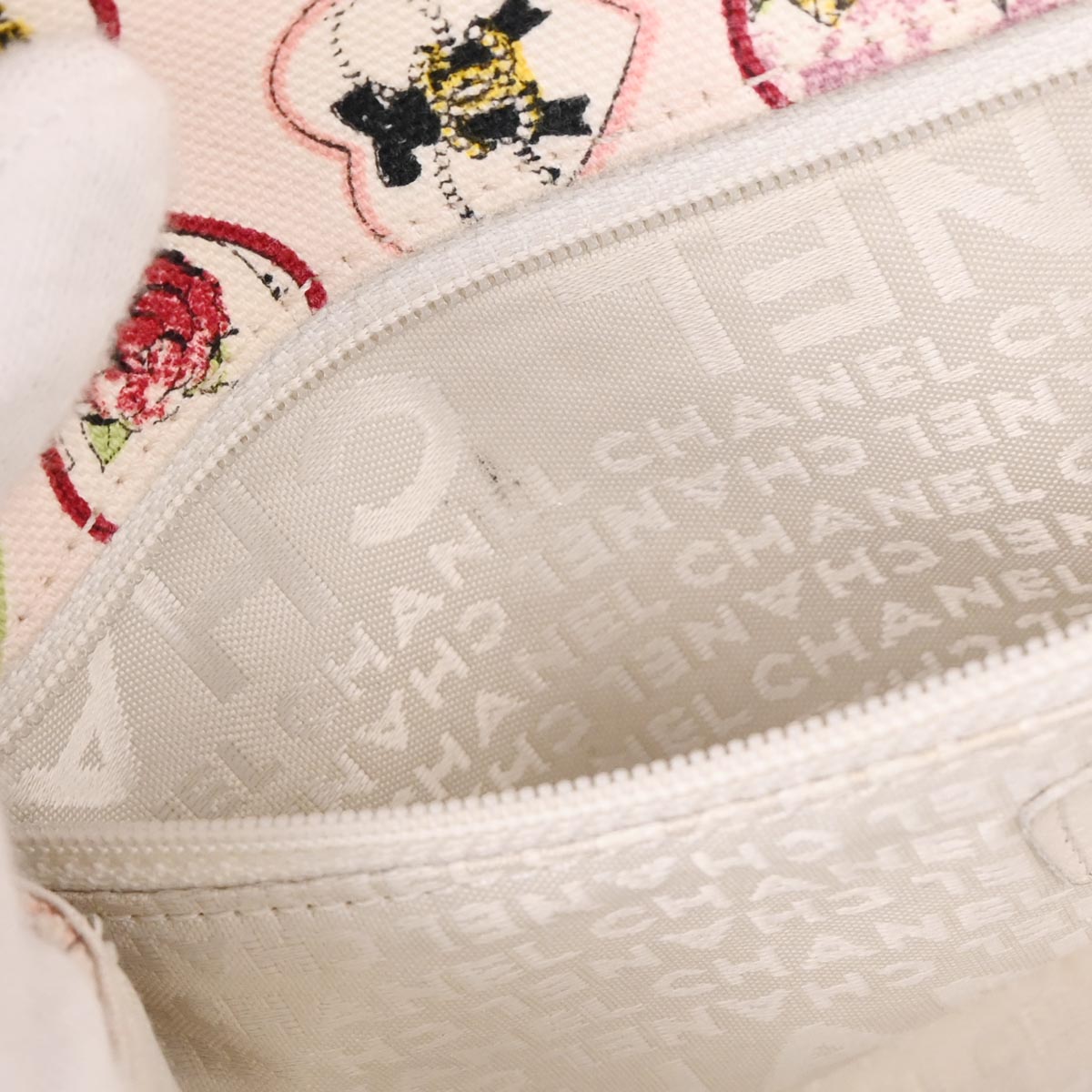 Chanel 2005-2006 Pink Canvas Valentine Chain Shoulder Bag