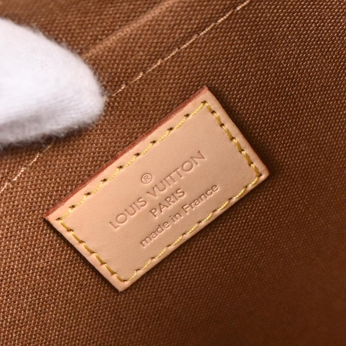 Louis Vuitton Monogram Thames GM Hobo Handbag M56383