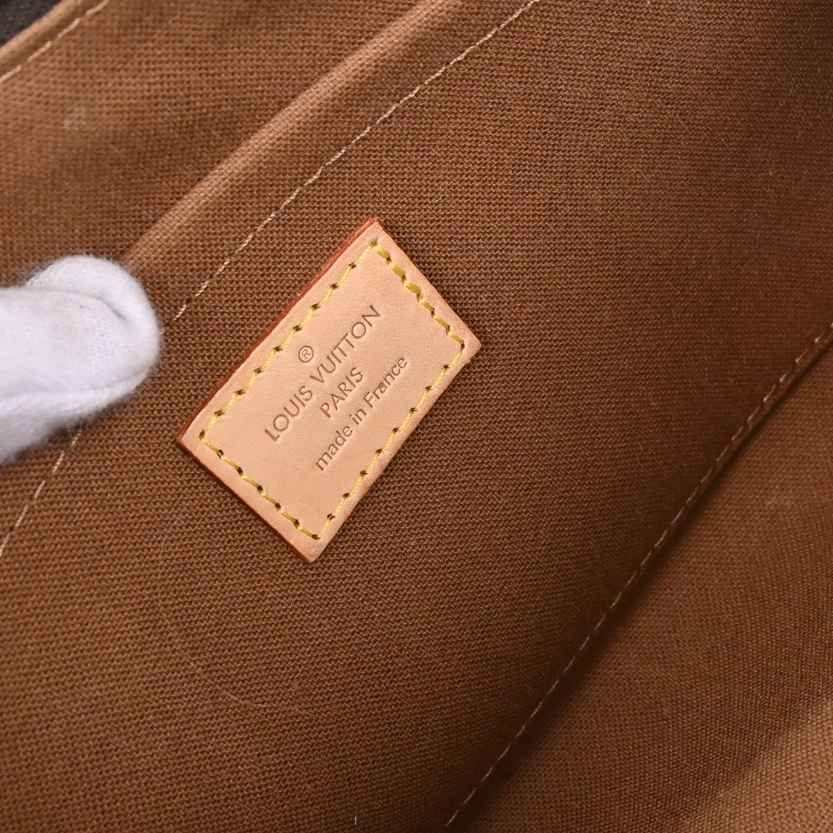 Louis Vuitton Monogram Popincourt Handbag M40009