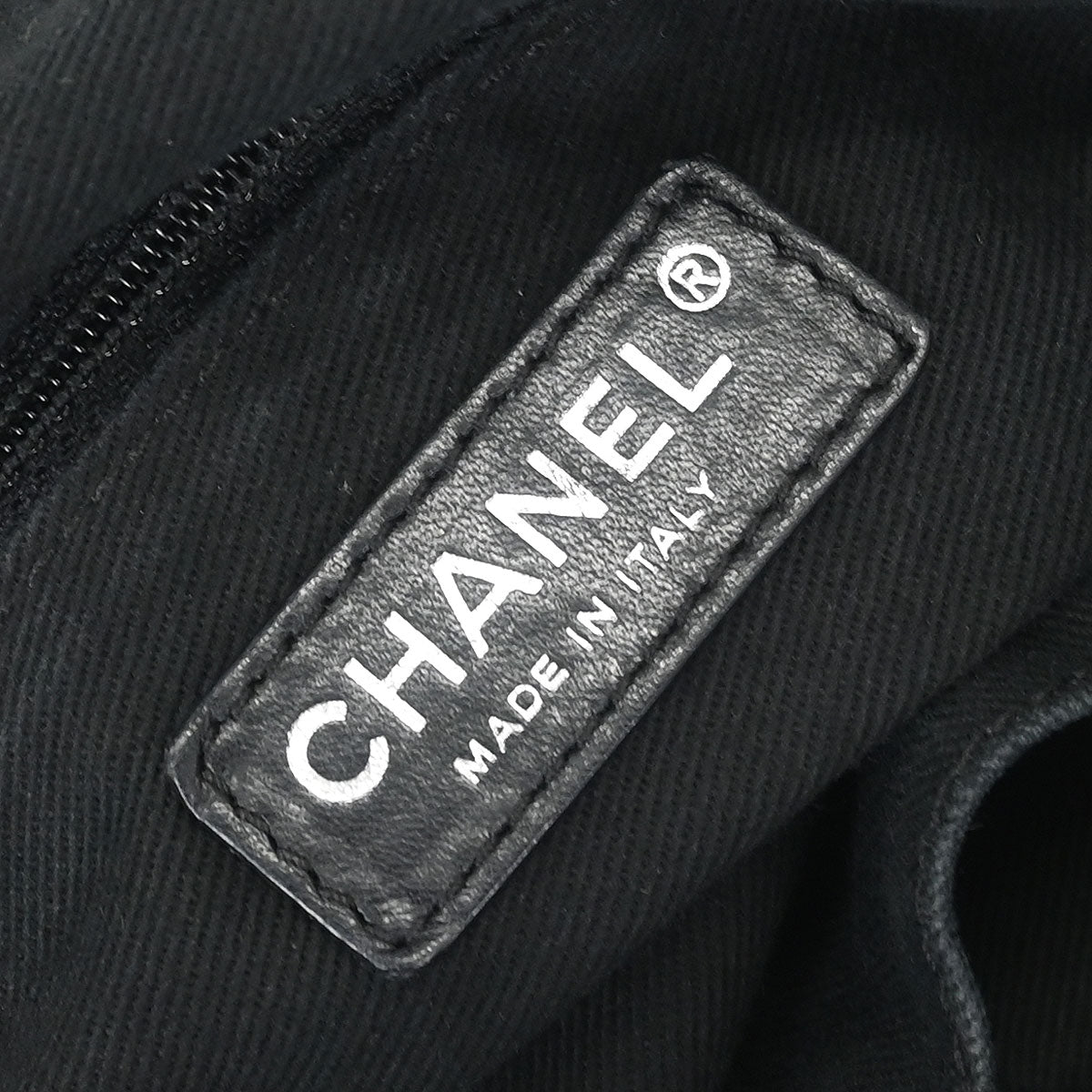 Chanel Black Calfskin Wild Stitch Expandable Zip Around Frame Bag