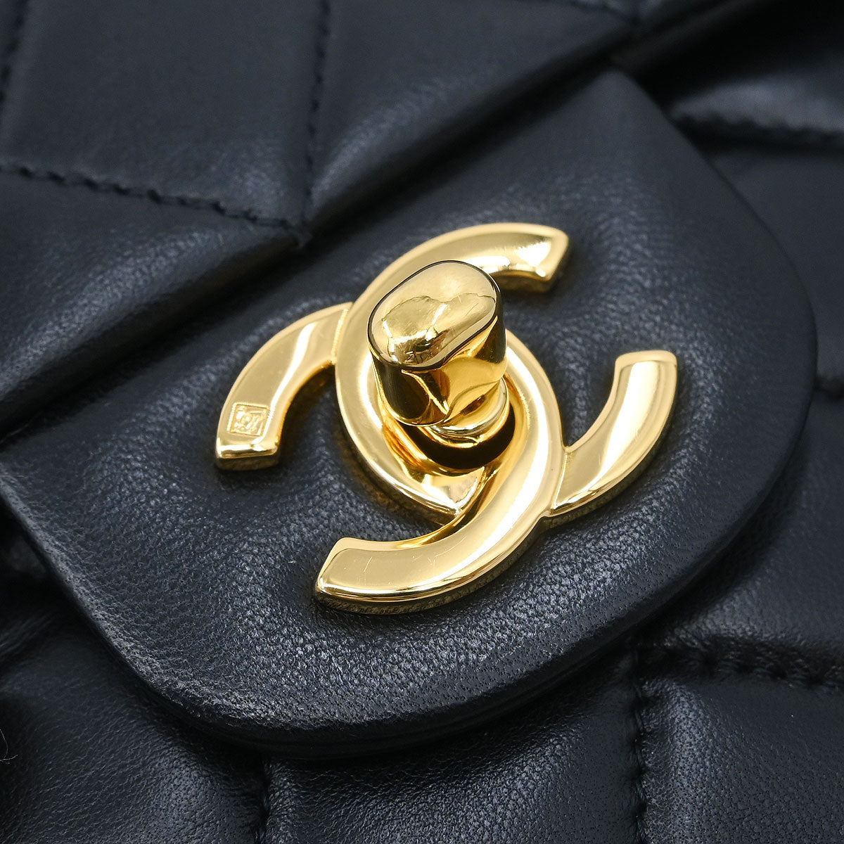 Chanel 2000-2002 Black Lambskin Small Classic Double Flap Shoulder Bag