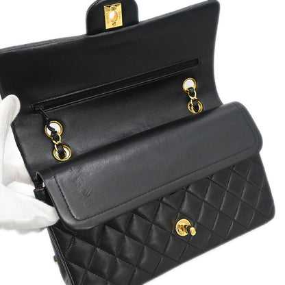 Chanel 2000-2002 Black Lambskin Medium Classic Double Flap Shoulder Bag