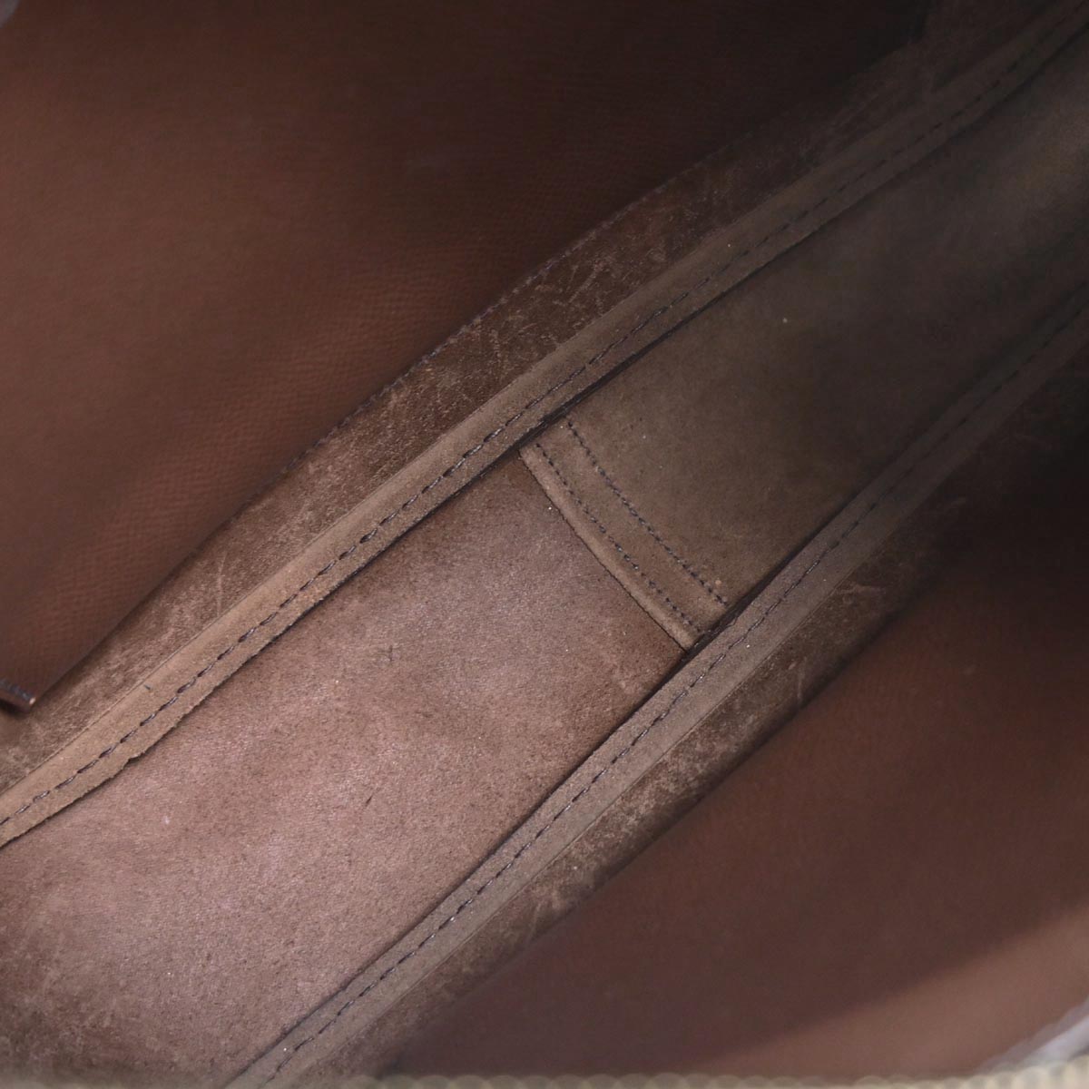 Hermes Havane Courchevel Trim 31 Shoulder Bag