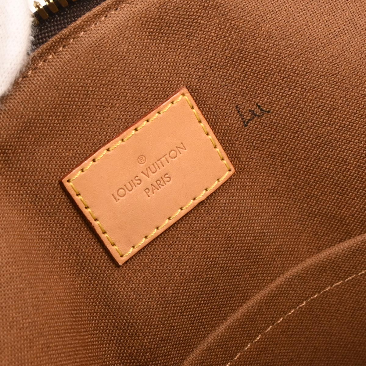 Louis Vuitton Monogram Tivoli GM Handbag M40144