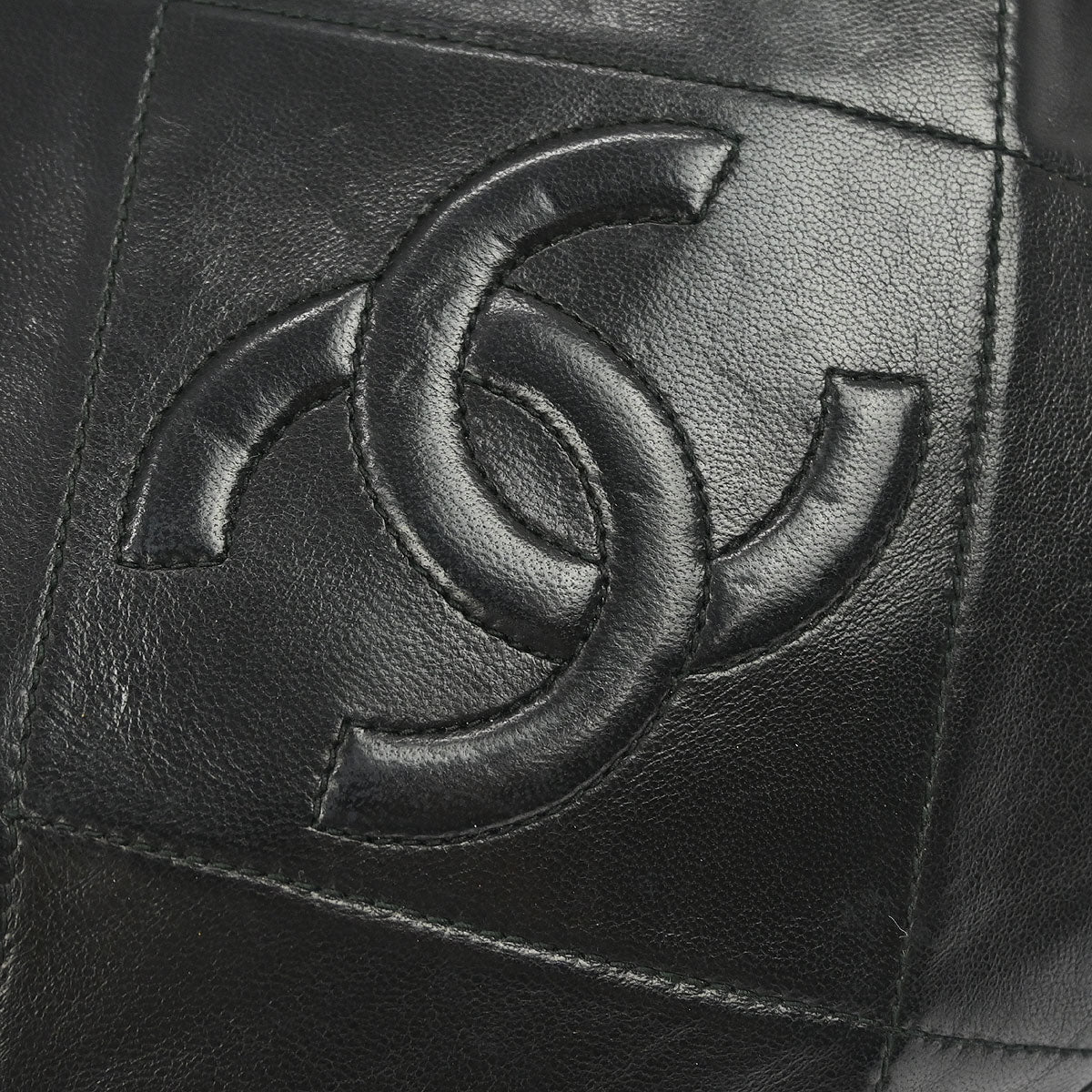 Chanel 1989-1991 Black Lambskin Shoulder Bag
